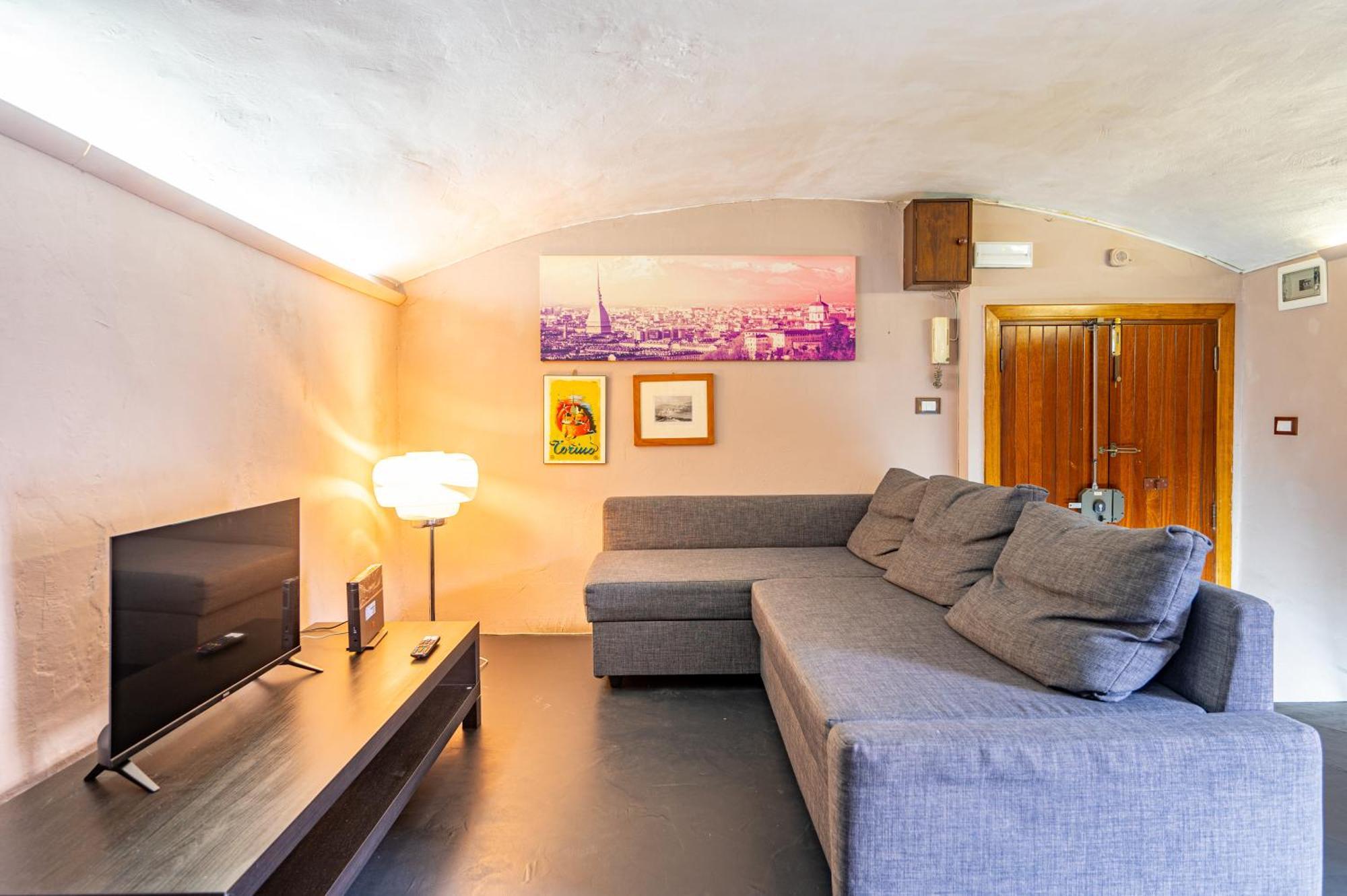 Loft Verga, Cuore E Stile In Centro A Torino Exteriör bild