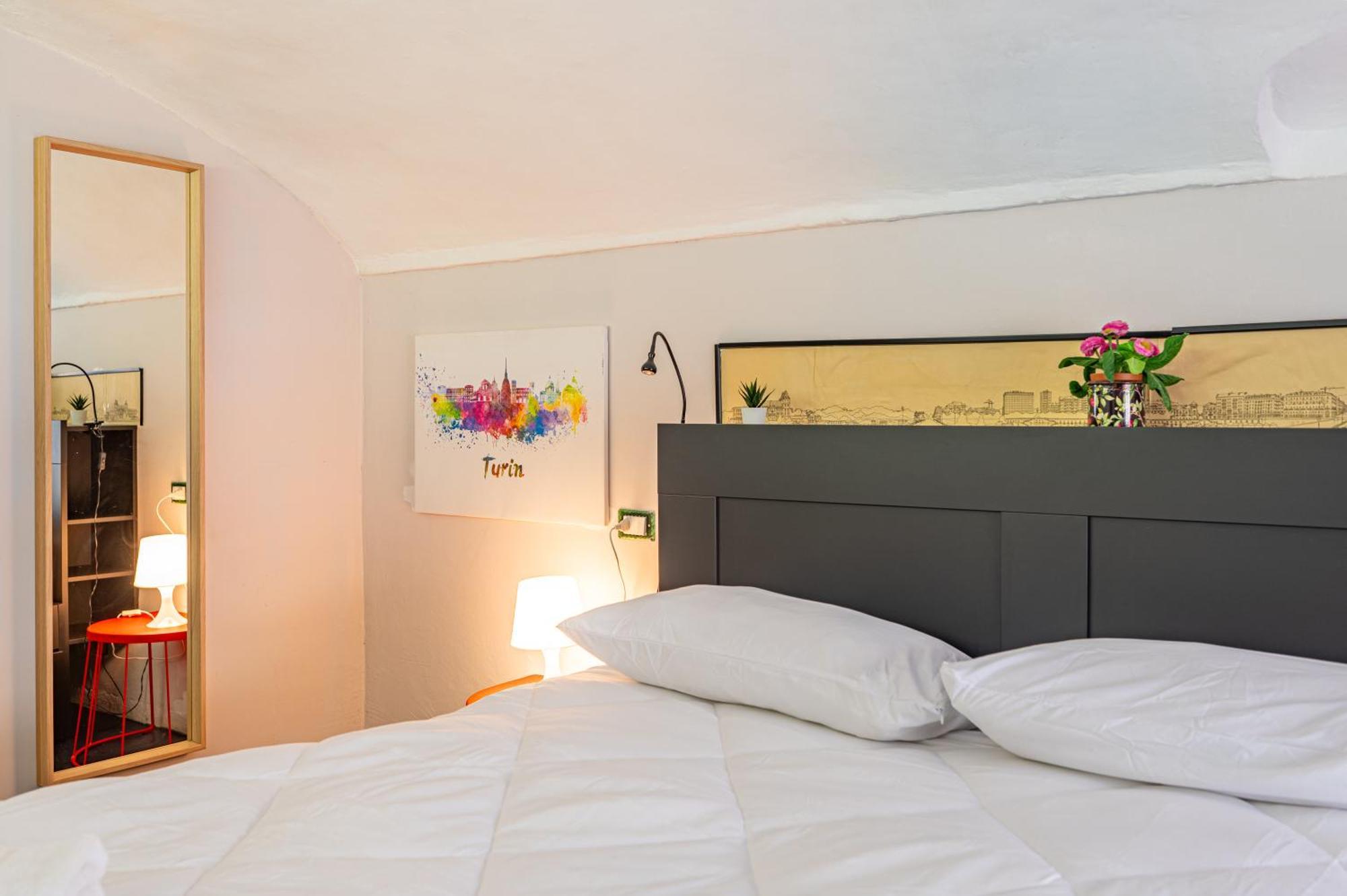Loft Verga, Cuore E Stile In Centro A Torino Exteriör bild