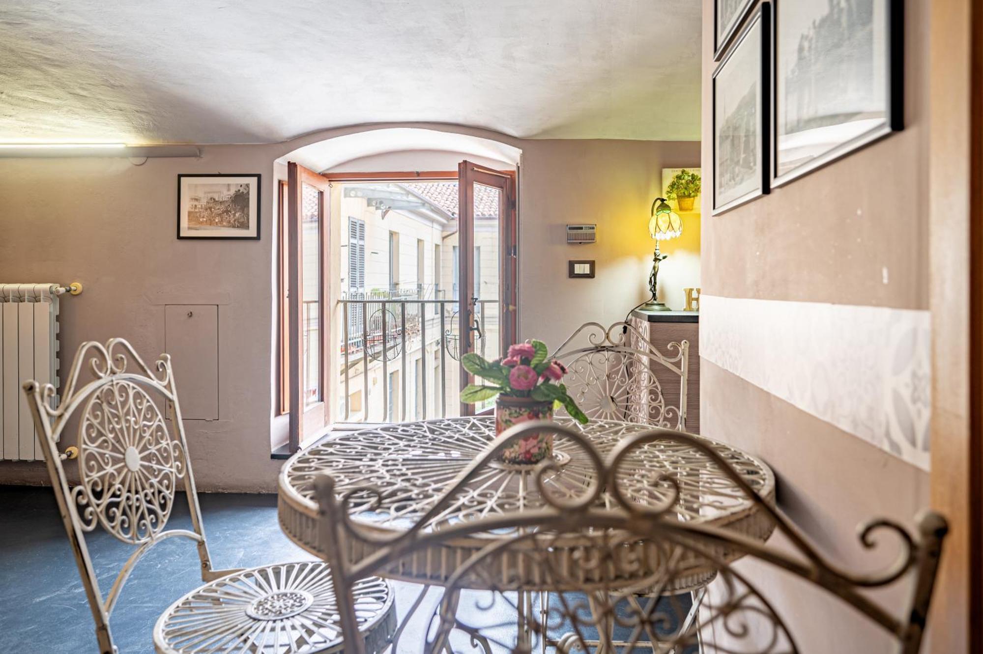 Loft Verga, Cuore E Stile In Centro A Torino Exteriör bild